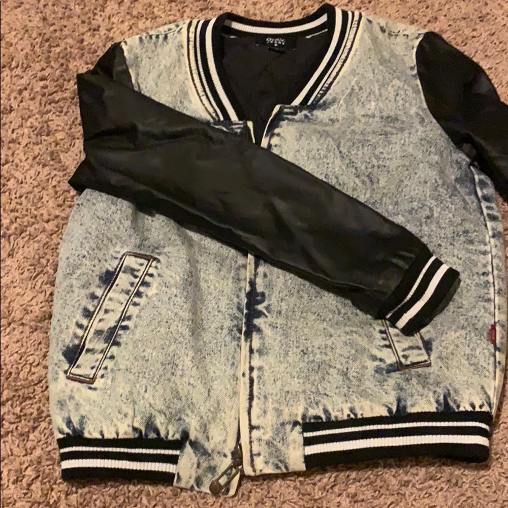 Jacket - Picture 2 of 4